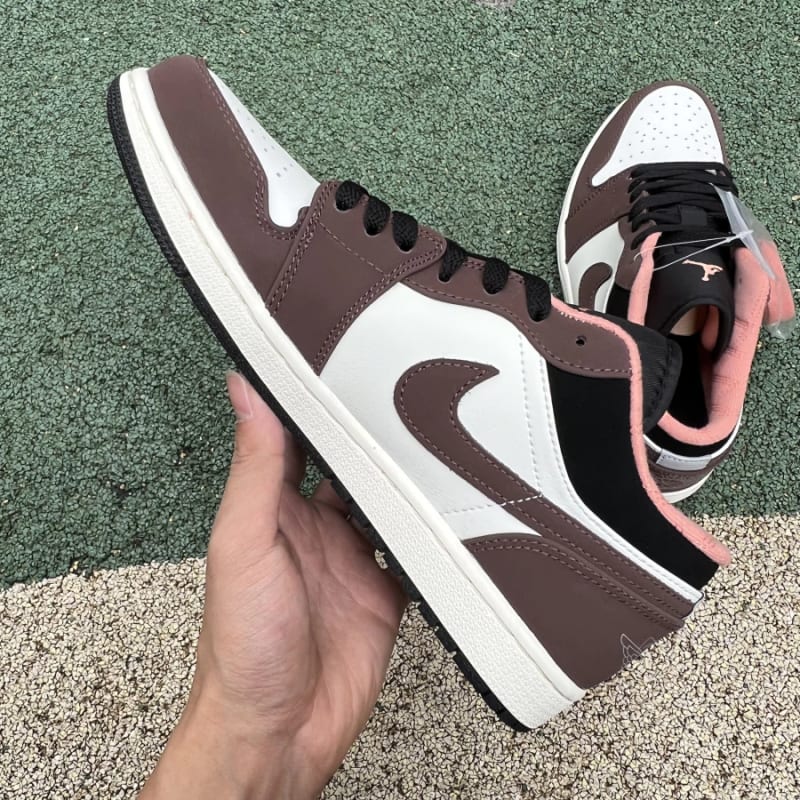 Tênis Air Jordan 1 Low - Mocha