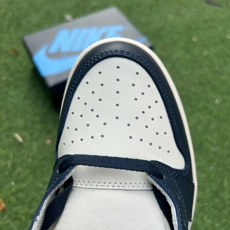 Tênis Air Jordan 1 Low - Obsidian