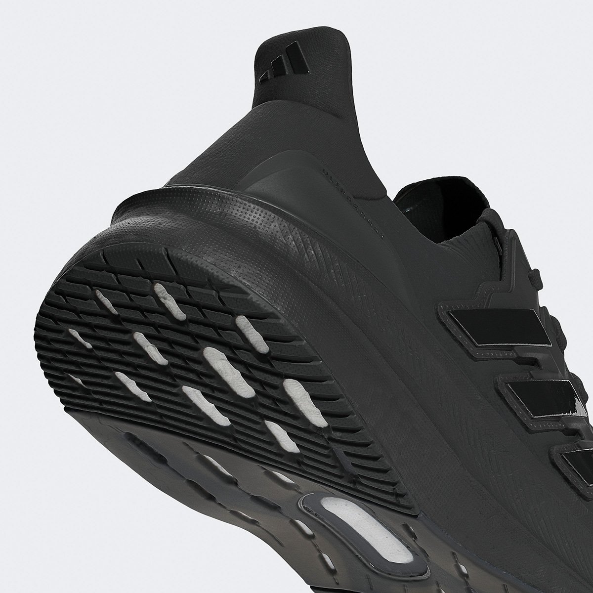 Tênis Adidas Ultraboost 5 Feminino - Preto