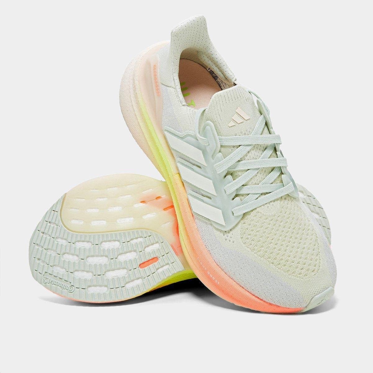 Tênis Adidas Ultraboost 5 Feminino - Verde claro