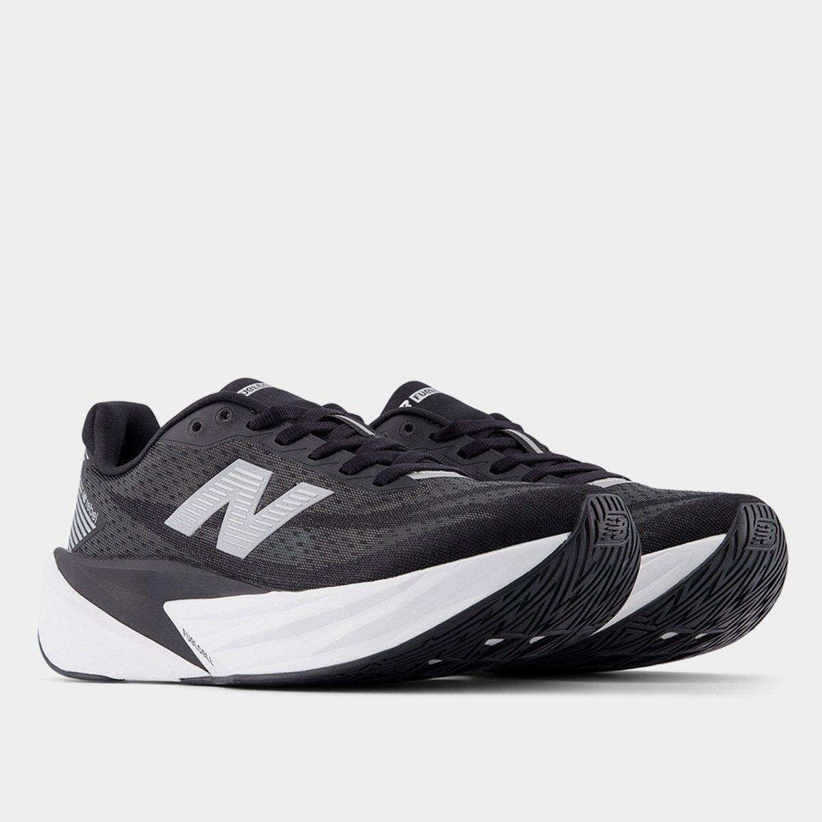 Tênis New Balance Fuelcell Rebel V5 Feminino - Preto+Branco