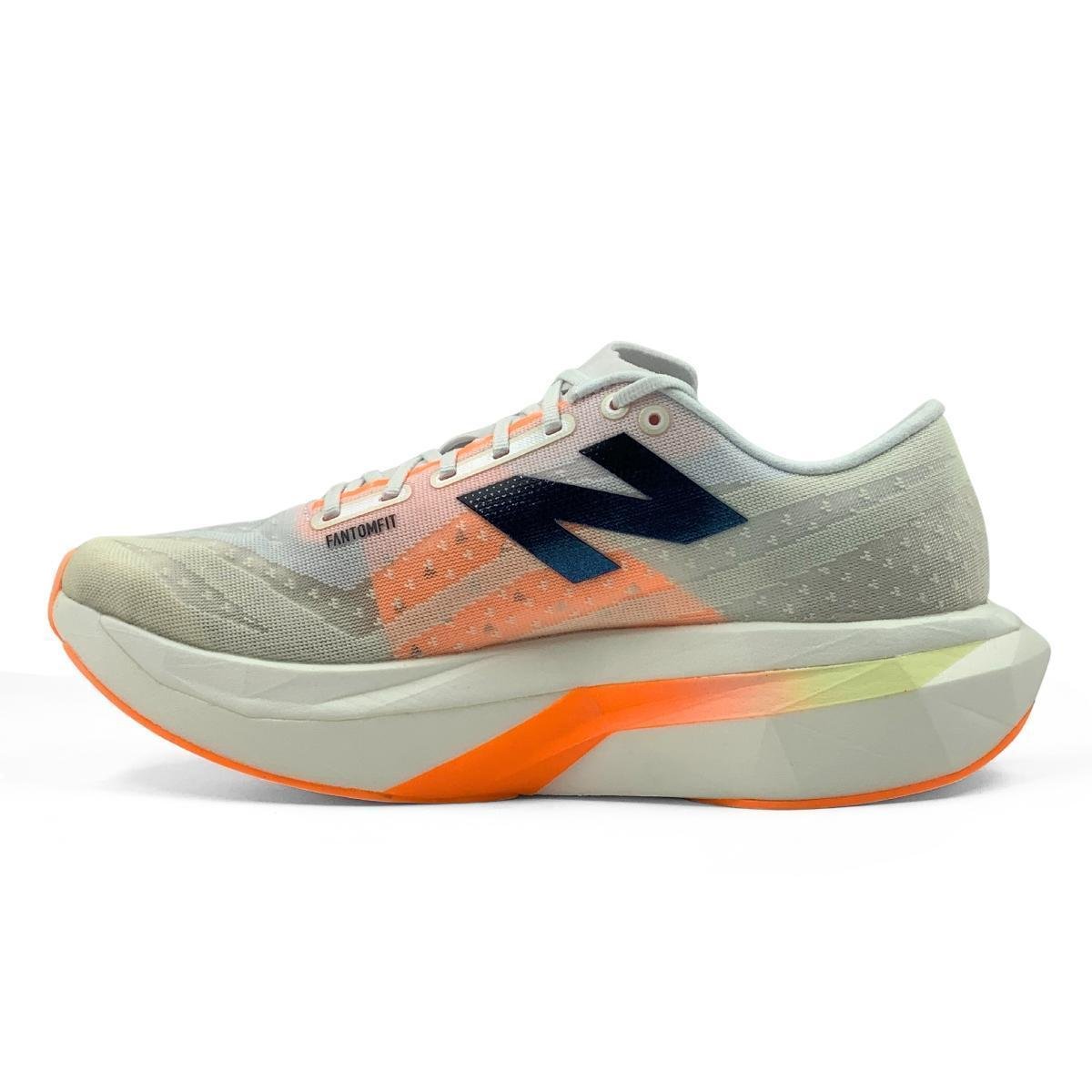 Tênis New Balance Fuelcell Supercomp Elite V4 Feminino - Bege+Laranja