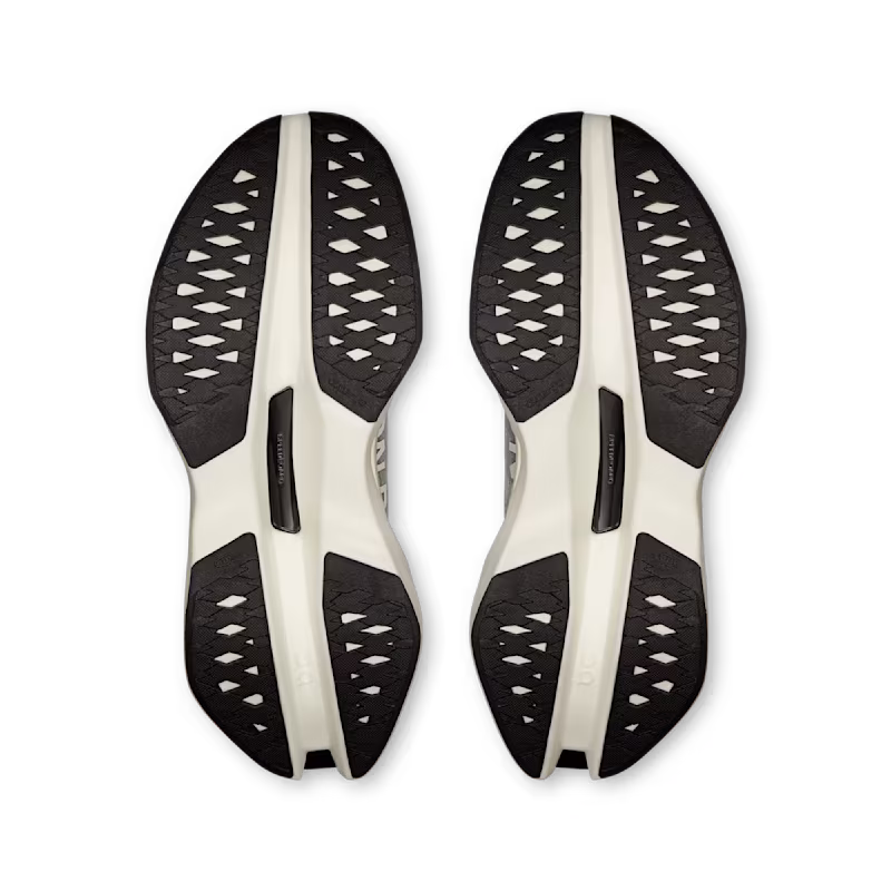 Tênis ON Cloudboom Max Feminino - White  |  Black